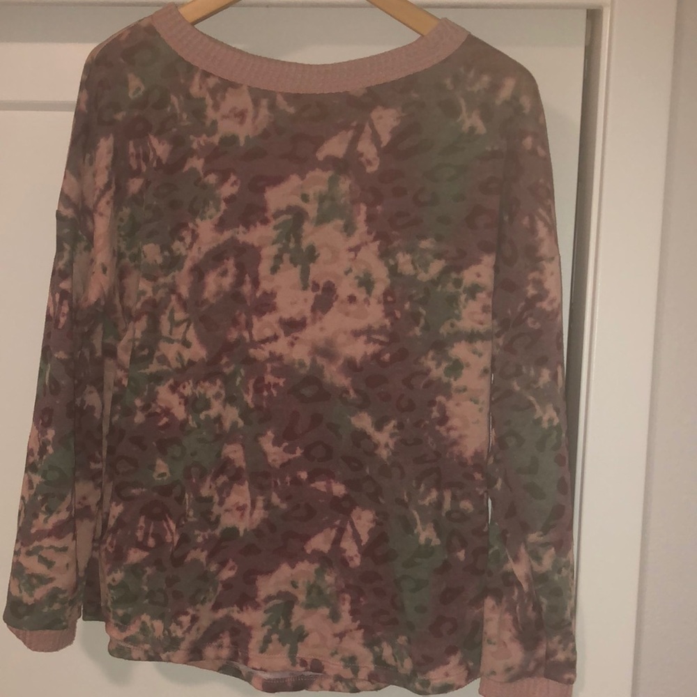 Women’s lightweight shirt